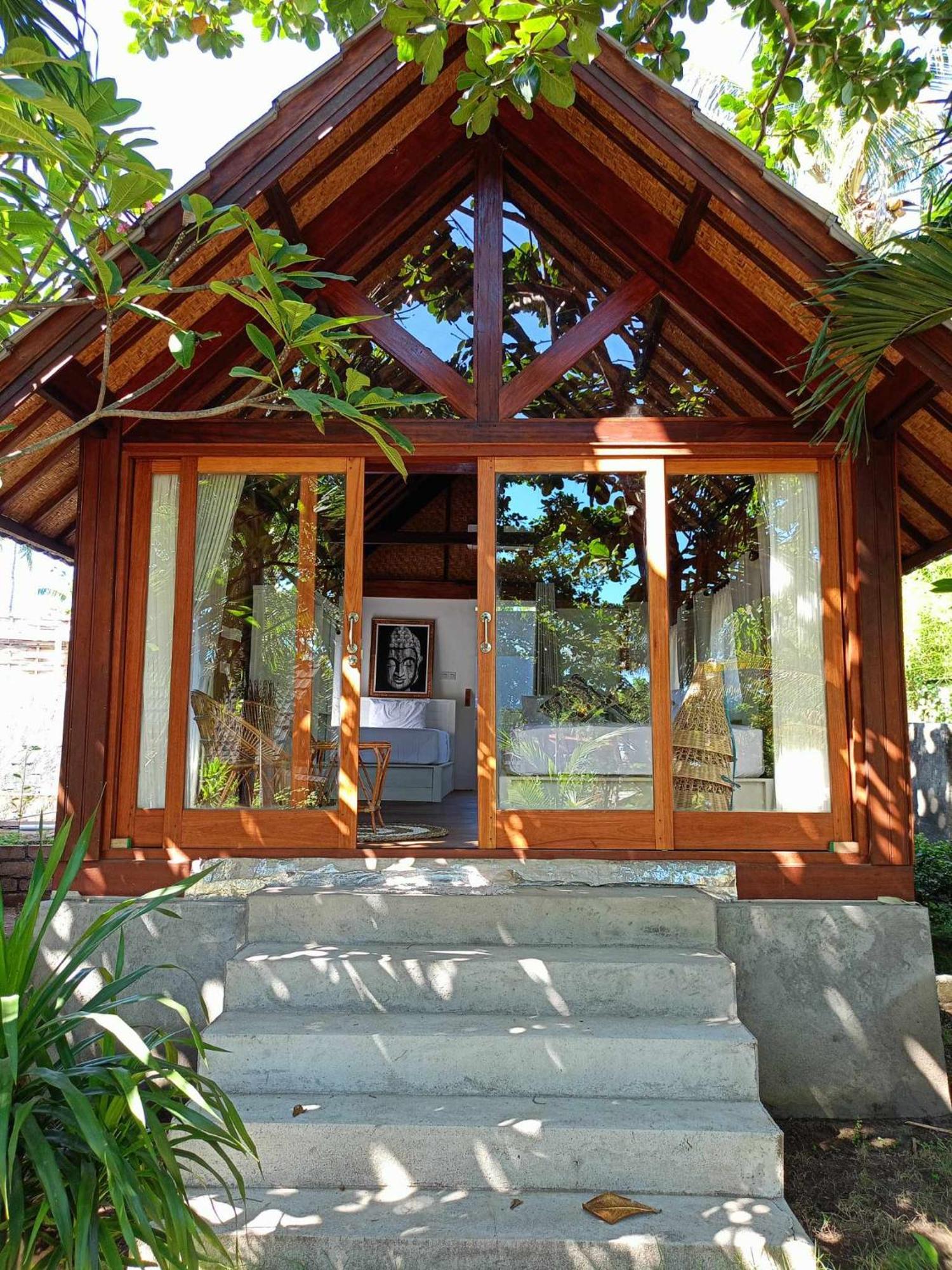 Bintang Tiga Bungalows Gili Air Bagian luar foto