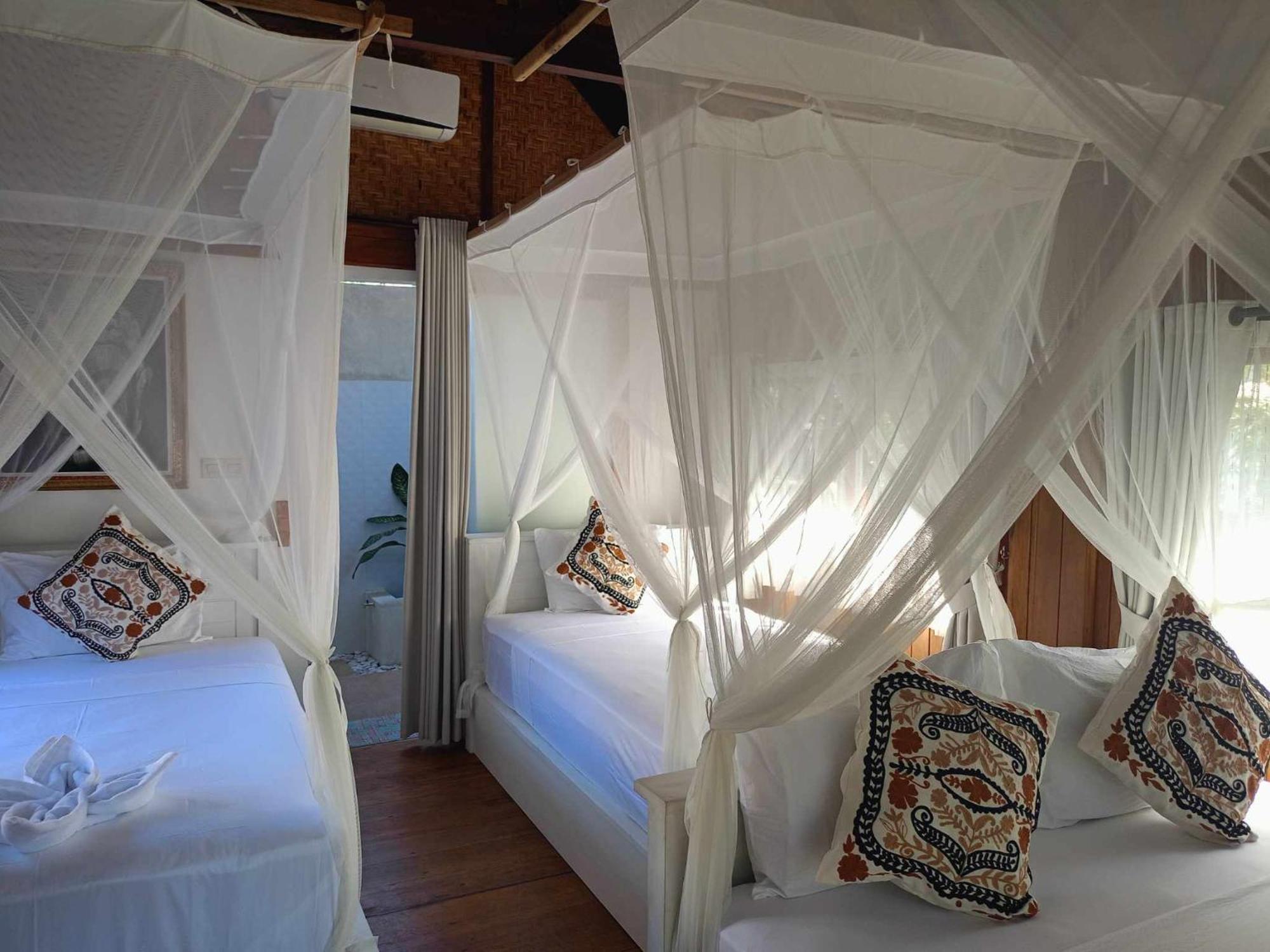 Bintang Tiga Bungalows Gili Air Bagian luar foto