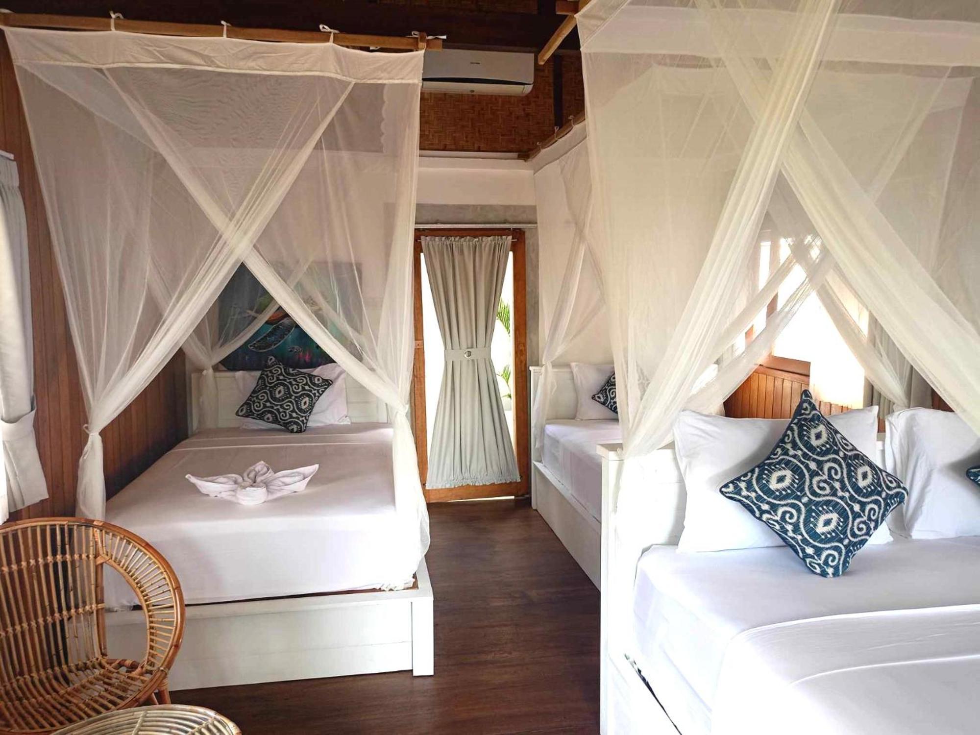 Bintang Tiga Bungalows Gili Air Bagian luar foto