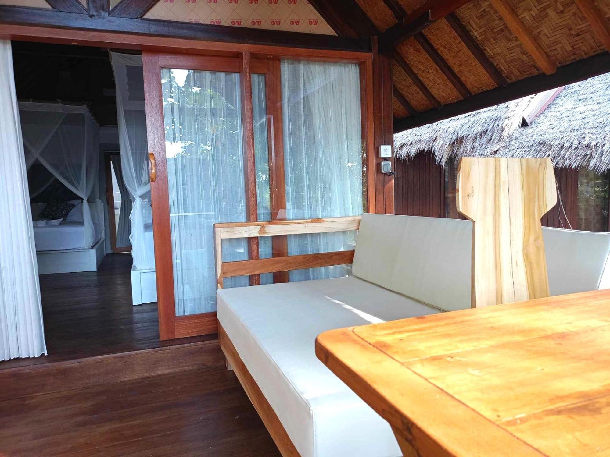 Bintang Tiga Bungalows Gili Air Bagian luar foto